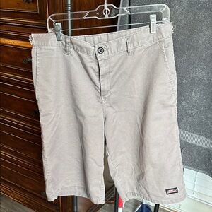 Dickies Men's Flat Front Shorts in Tan